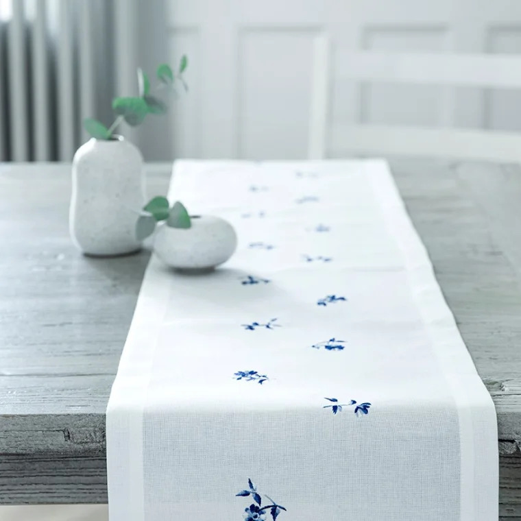 Blå blomst bordløber (30 x 300cm)