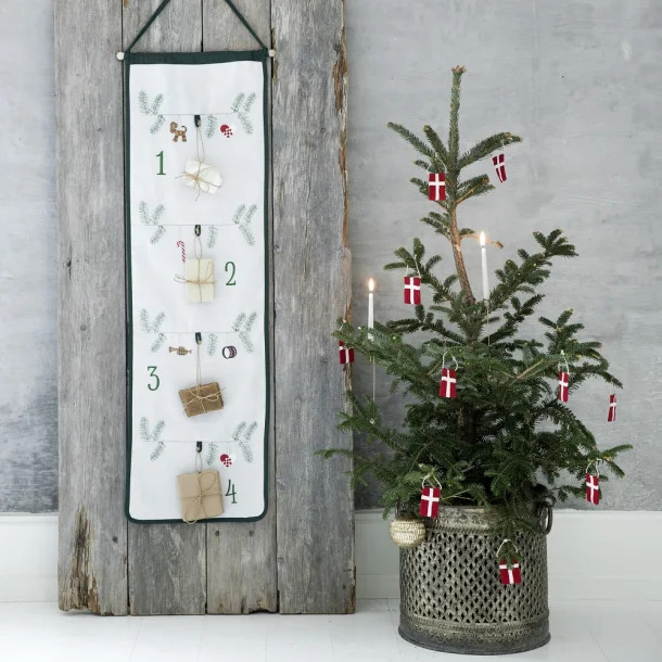 Adventskalender i flagdug