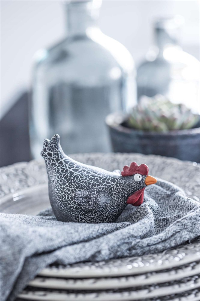 Hen Doris black H11cm